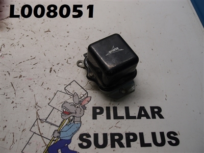 STANDARD MOTOR PRODUCTS/ECHLIN VOLTAGE REGULATOR VR142