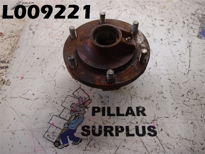 FORD FRONT AXLE HUB C9NN-1106-G