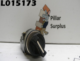 General Electric 2 Position Switch Max Volts 150 CR 104 G